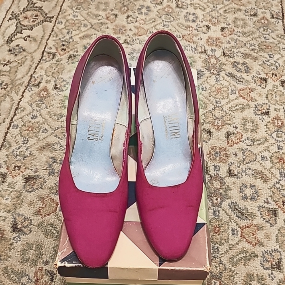 Vintage Magenta Dyed Shoes 6 1/2